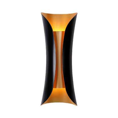 Modern Curl Wall Sconce | Black Metal Indoor Wall Light
