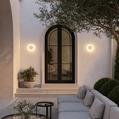 Modern Wall Light Fixture 18cm Metal & Acrylic | Black or White | 110-240V